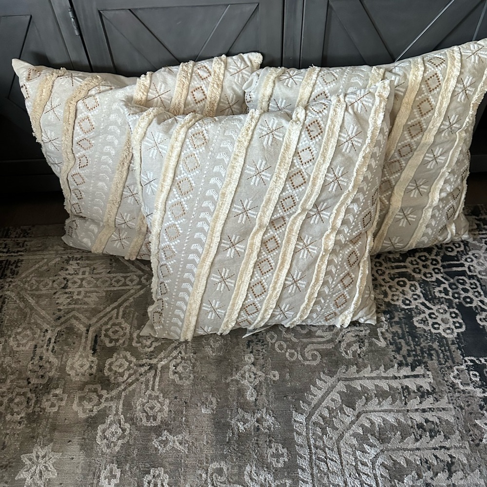 SET OF 3 THRESHOLD DECOR EURO PILLOWS -NEW
